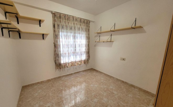 Resale - Penthouse -
Torrevieja - Playa de los Locos