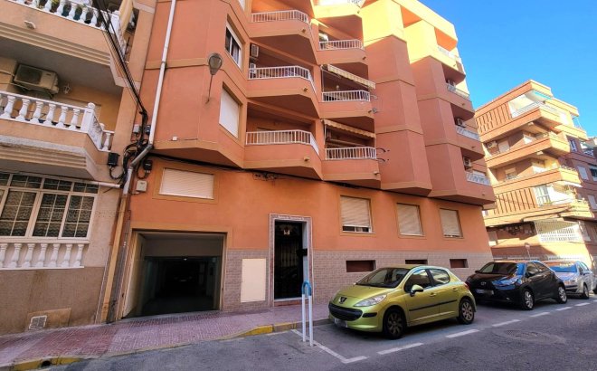 Resale - Penthouse -
Torrevieja - Playa de los Locos