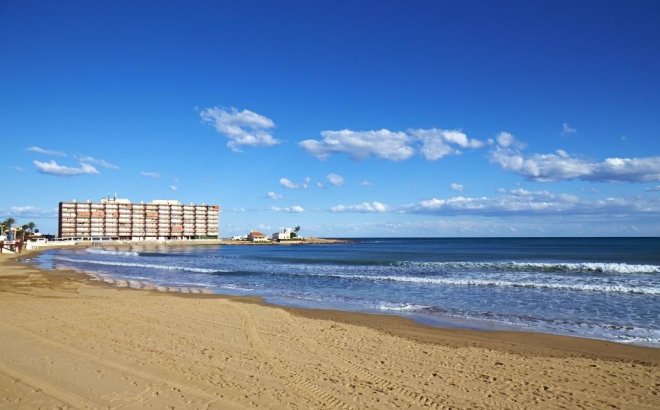 Resale - Penthouse -
Torrevieja - Playa de los Locos