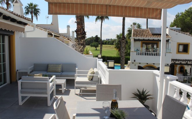 Resale - Villa -
Orihuela Costa - Costa Blanca
