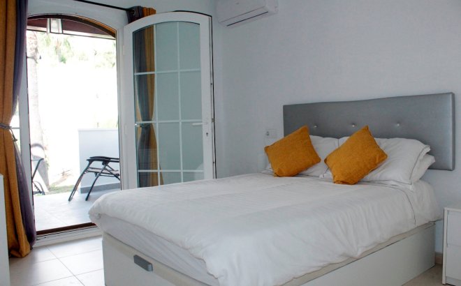 Resale - Villa -
Orihuela Costa - Costa Blanca