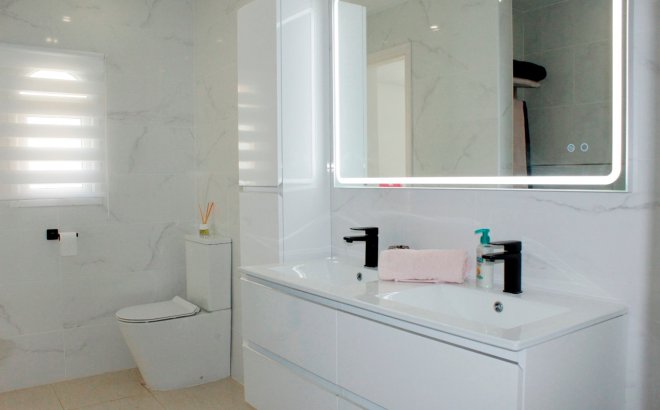 Resale - Villa -
Orihuela Costa - Costa Blanca