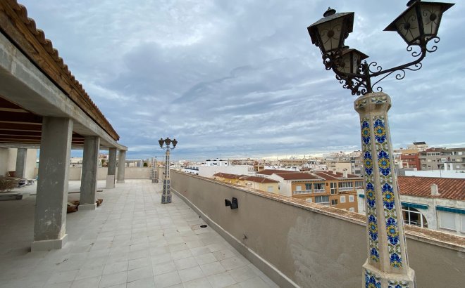 Revente - Penthouse -
Torrevieja - Costa Blanca