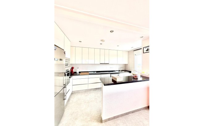 Herverkoop - Appartement -
Orihuela Costa - Villamartín-las Filipinas