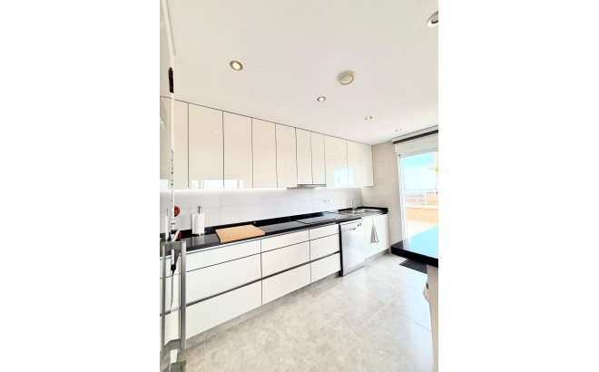 Herverkoop - Appartement -
Orihuela Costa - Villamartín-las Filipinas