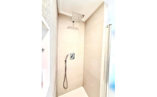 Herverkoop - Appartement -
Orihuela Costa - Villamartín-las Filipinas