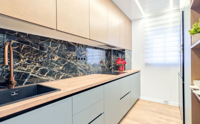 Herverkoop - Appartement -
Torrevieja - Costa Blanca