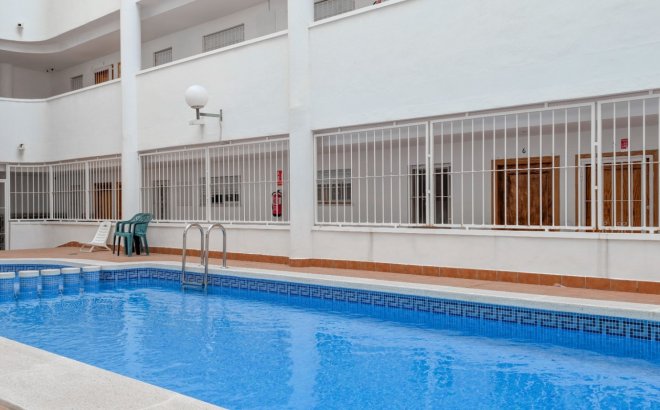 Herverkoop - Appartement -
Torrevieja - Costa Blanca