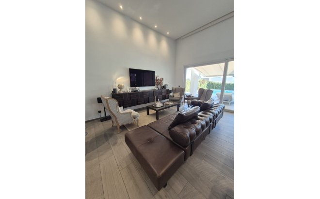 Revente - Villa -
La Finca Golf Resort - Inland