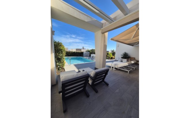 Revente - Villa -
La Finca Golf Resort - Inland