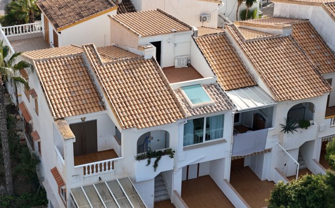 Herverkoop - Dúplex -
La Mata - Costa Blanca