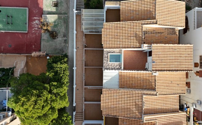 Herverkoop - Dúplex -
La Mata - Costa Blanca