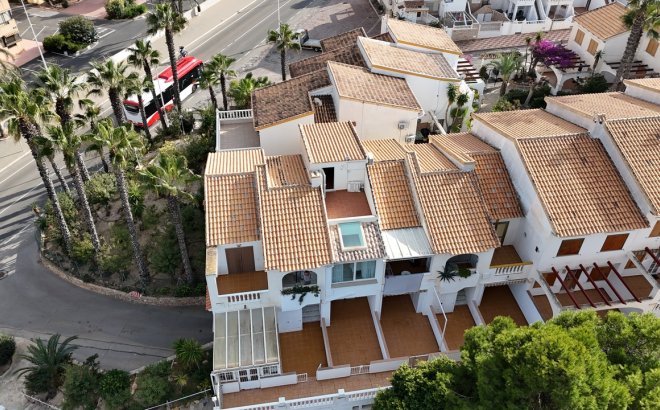 Herverkoop - Dúplex -
La Mata - Costa Blanca