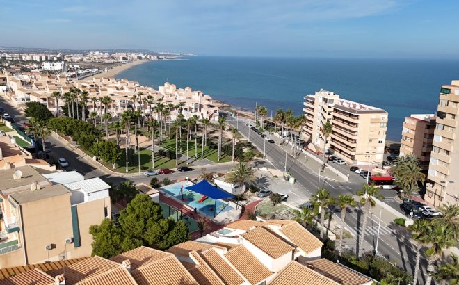 Herverkoop - Dúplex -
La Mata - Costa Blanca