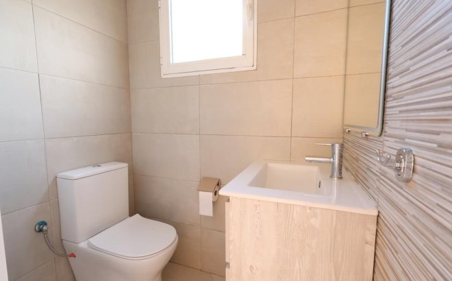 Herverkoop - Villa -
Orihuela Costa - Costa Blanca