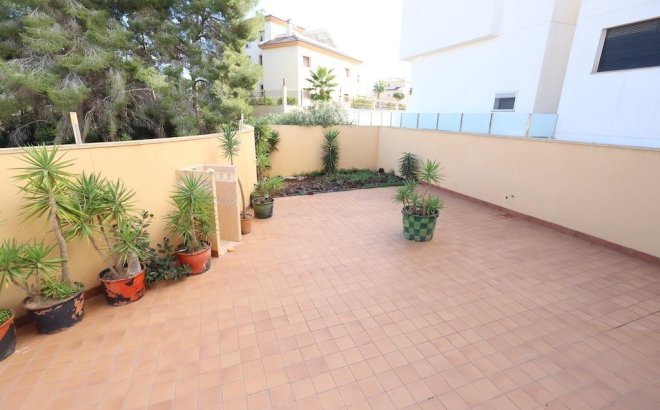 Herverkoop - Villa -
Orihuela Costa - Costa Blanca