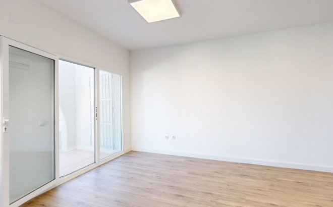 Herverkoop - Bungalow -
Orihuela Costa - Costa Blanca