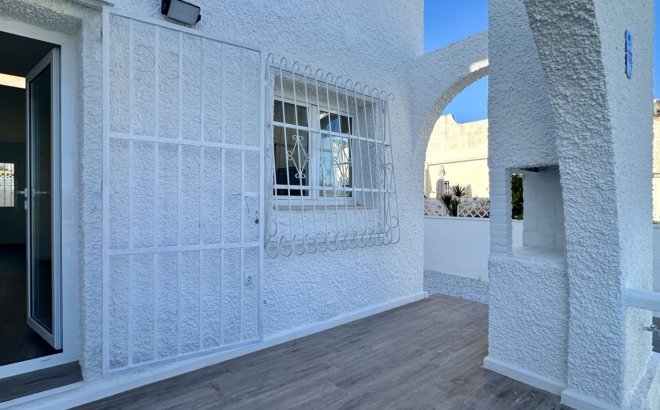 Herverkoop - Bungalow -
Orihuela Costa - Costa Blanca