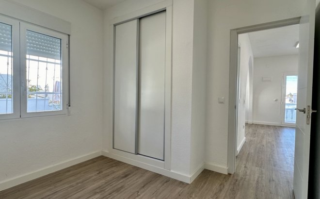 Herverkoop - Bungalow -
Orihuela Costa - Costa Blanca