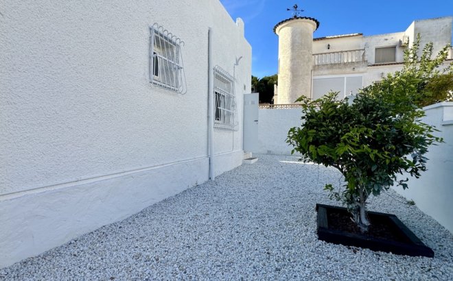 Herverkoop - Bungalow -
Orihuela Costa - Costa Blanca