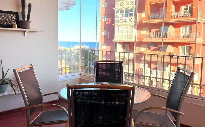 Herverkoop - Appartement -
Torrevieja - Playa de los Locos