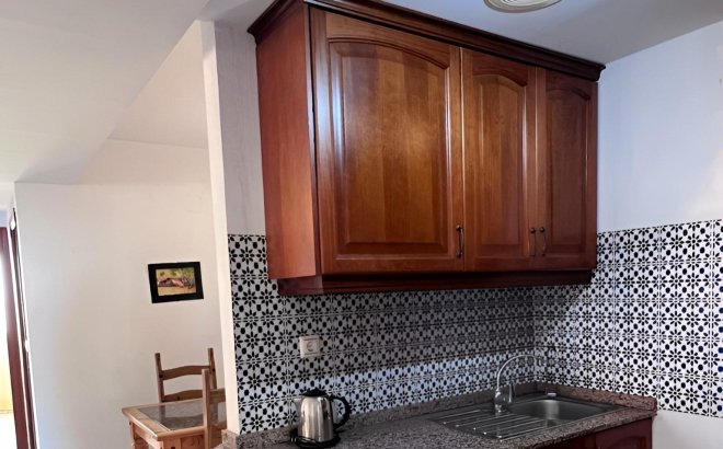 Herverkoop - Appartement -
Torrevieja - Playa de los Locos