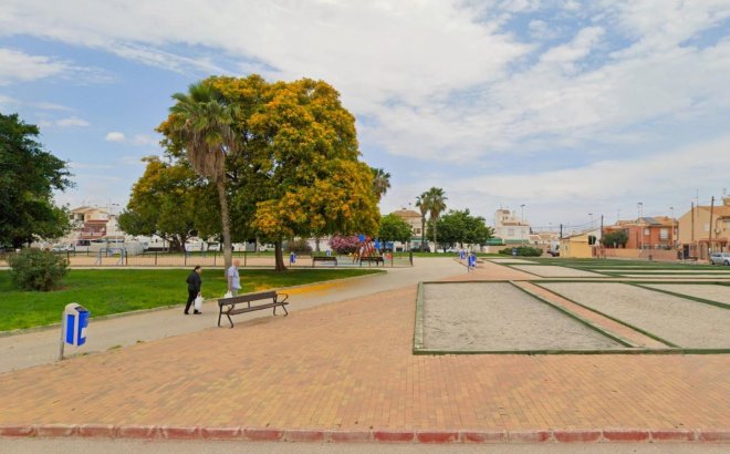 Herverkoop - Appartement -
Torrevieja - Playa de los Locos