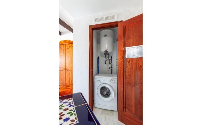 Revente - Appartement -
Torrevieja - Playa de los Locos