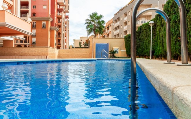Revente - Appartement -
Torrevieja - Playa de los Locos