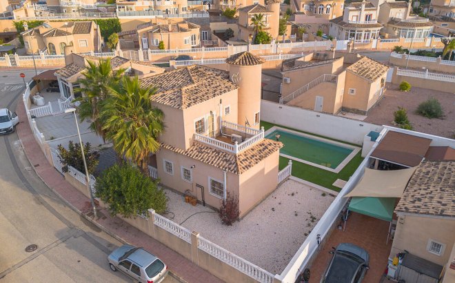 Revente - Villa -
Ciudad Quesada