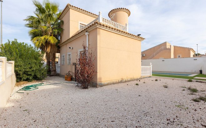 Revente - Villa -
Ciudad Quesada