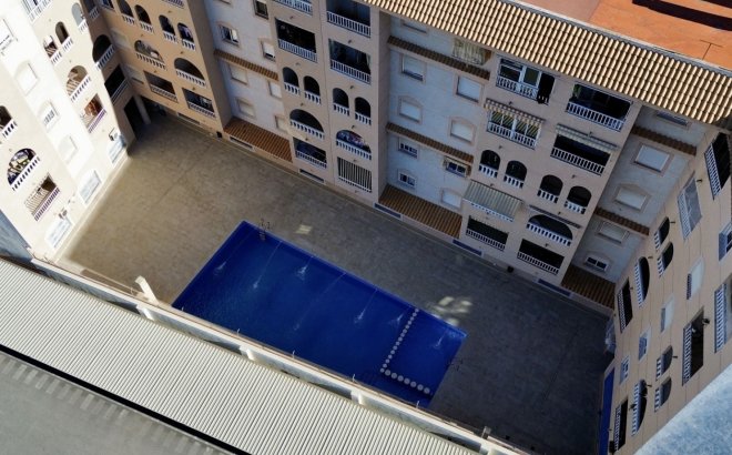 Resale - Apartment -
Torrevieja - Costa Blanca