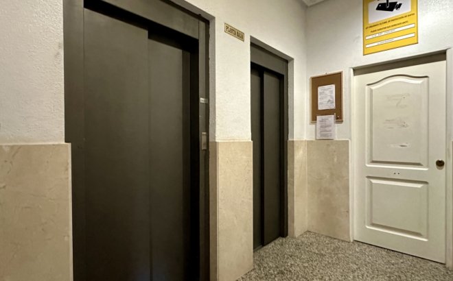 Resale - Apartment -
Torrevieja - Costa Blanca