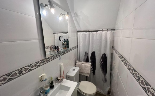 Herverkoop - Town House -
Torrevieja - Calas Blanca