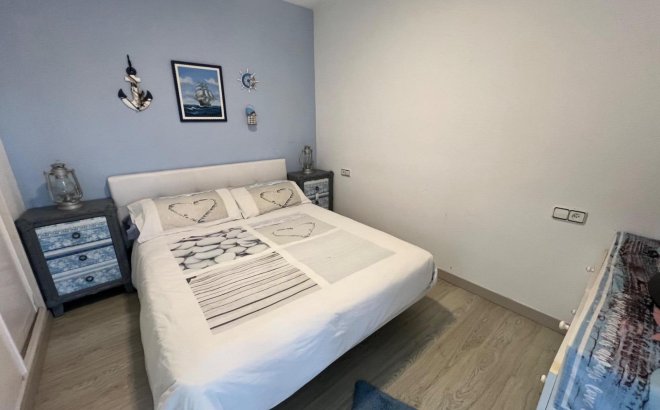 Herverkoop - Town House -
Torrevieja - Calas Blanca