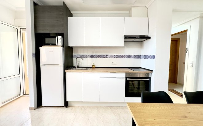 Herverkoop - Appartement -
Torrevieja - Centro