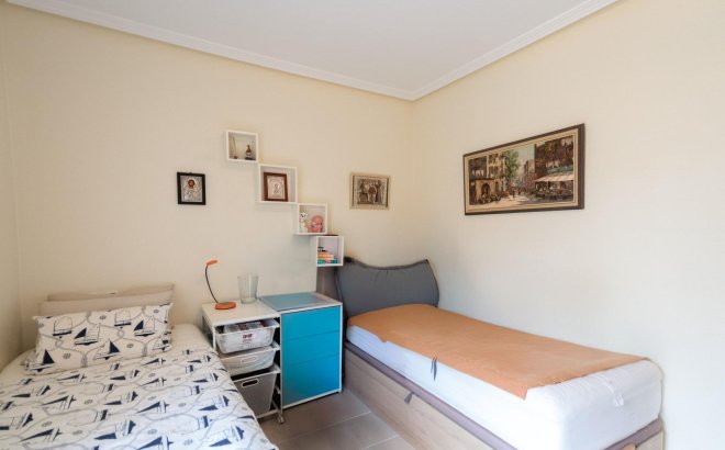 Resale - Town House -
Orihuela Costa - Los Dolses