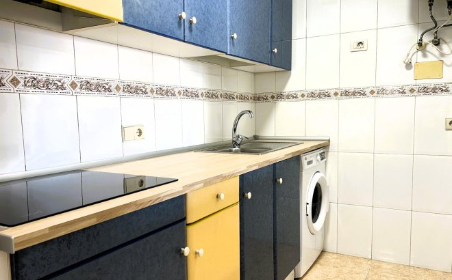 Revente - Appartement -
Torrevieja - El Molino