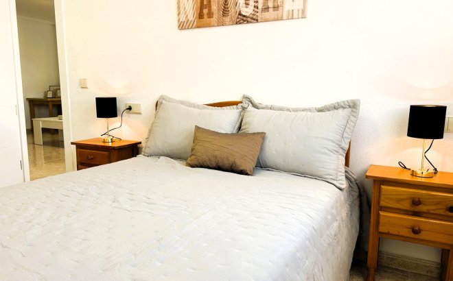 Revente - Appartement -
Torrevieja - El Molino