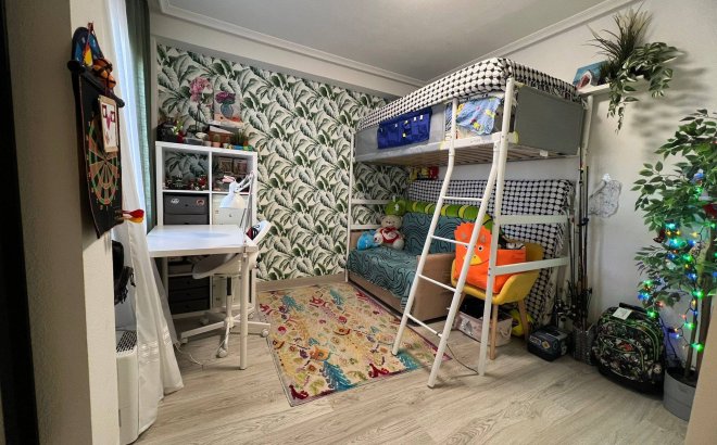 Resale - Apartment -
Torrevieja - Aguas Nuevas