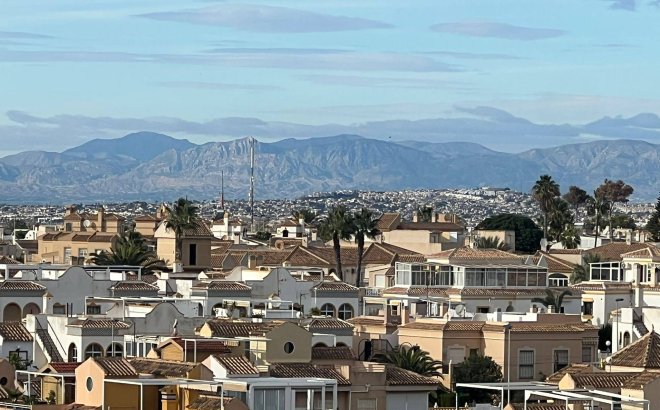 Resale - Apartment -
Torrevieja - Aguas Nuevas