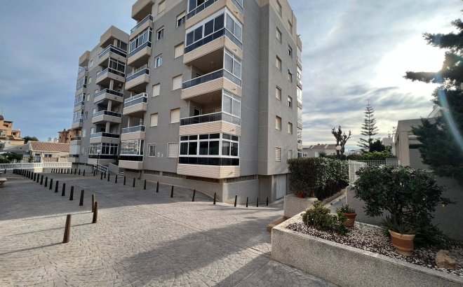 Resale - Apartment -
Torrevieja - Aguas Nuevas