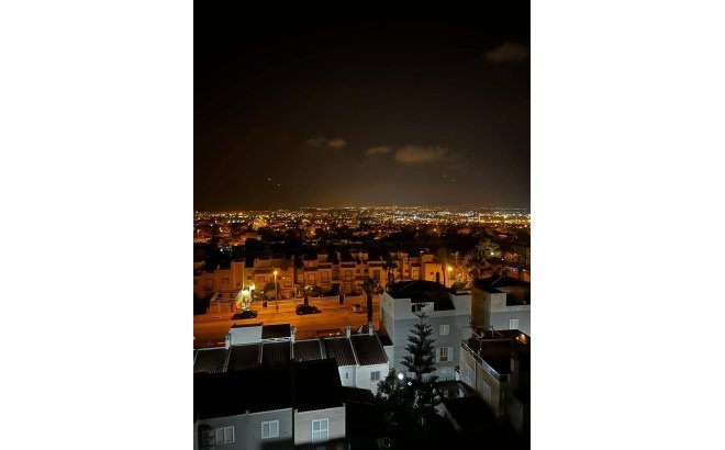 Resale - Apartment -
Torrevieja - Aguas Nuevas