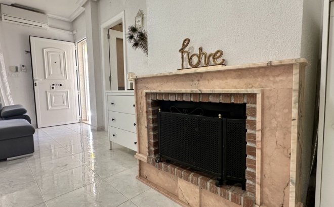 Resale - Villa -
Orihuela Costa - Costa Blanca