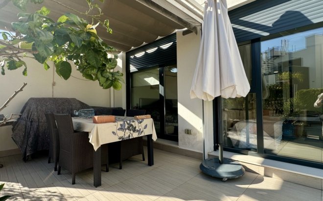 Revente - Appartement -
Orihuela Costa - Costa Blanca