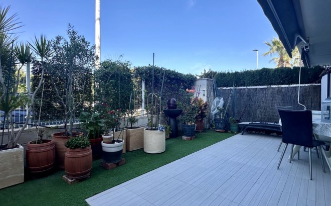 Revente - Appartement -
Orihuela Costa - Costa Blanca