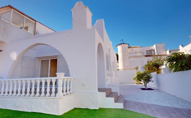 Resale - Bungalow -
Villamartin - Costa Blanca