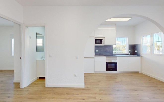 Resale - Bungalow -
Villamartin - Costa Blanca