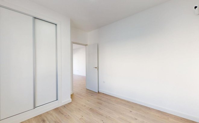 Resale - Bungalow -
Villamartin - Costa Blanca