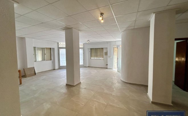 Resale - Apartment -
Torrevieja - Centro